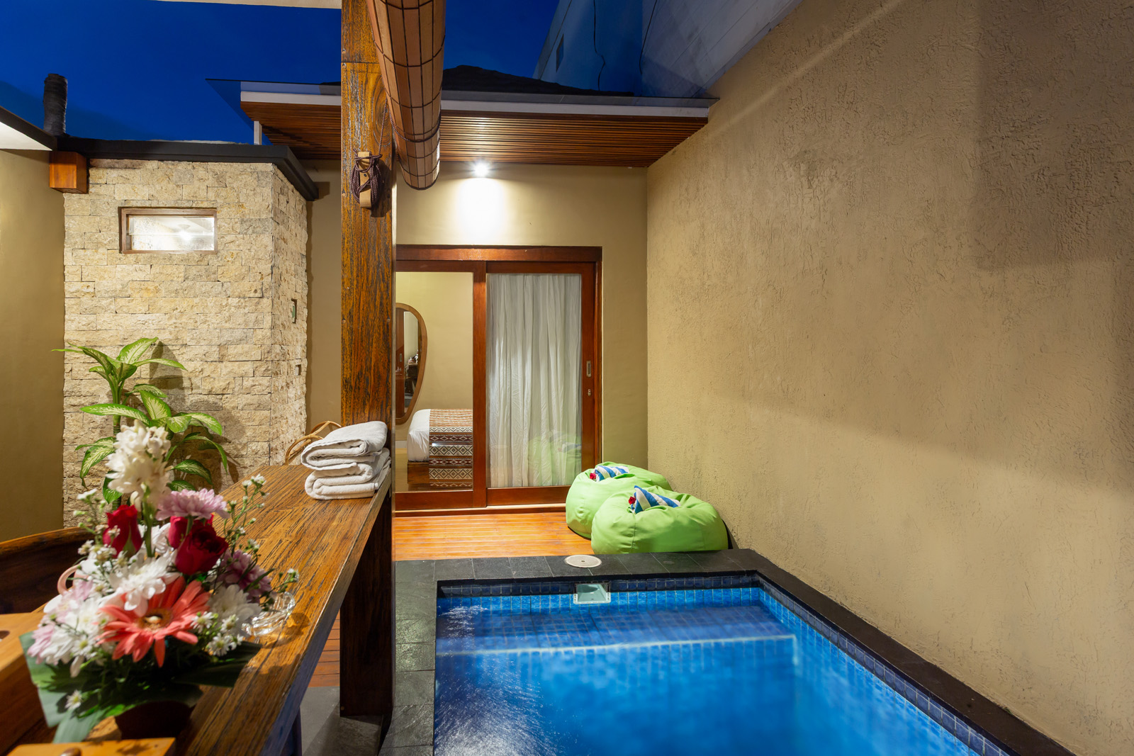 Signature PLUS Plunge Pool Villa
